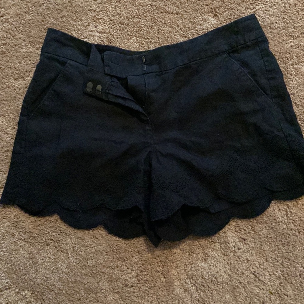 Black loft shorts
